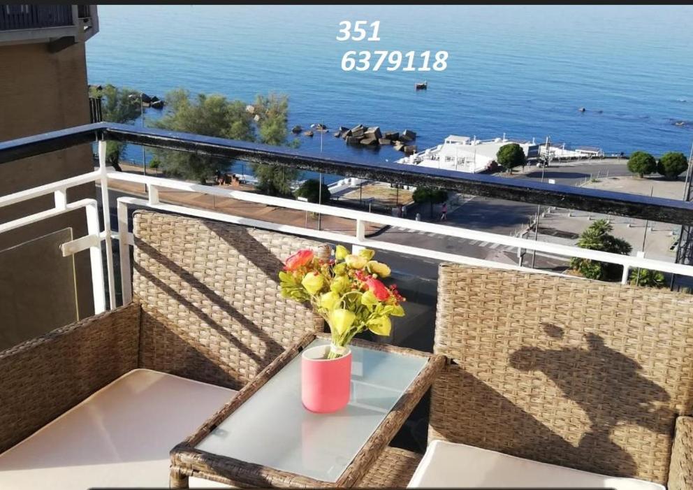 V I P Suites Cielo Stellato On Concordia Sea ซาแลร์โน ภายนอก รูปภาพ